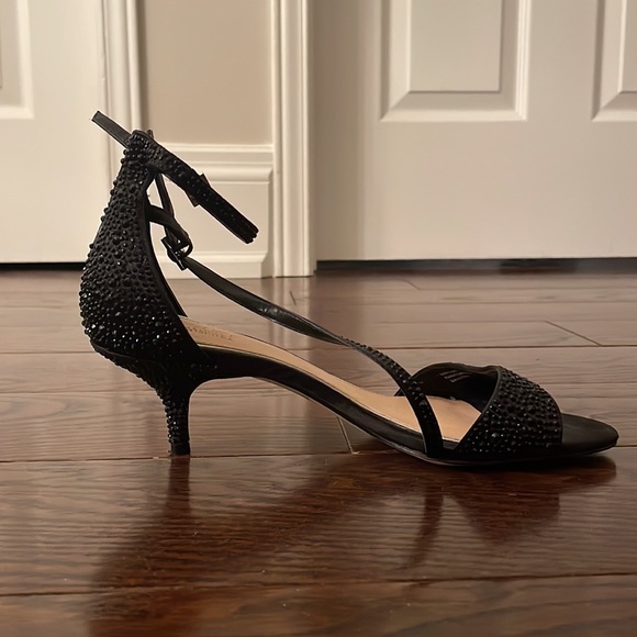 Black Formal Badgley Mischka Heels - Picture 8 of 8